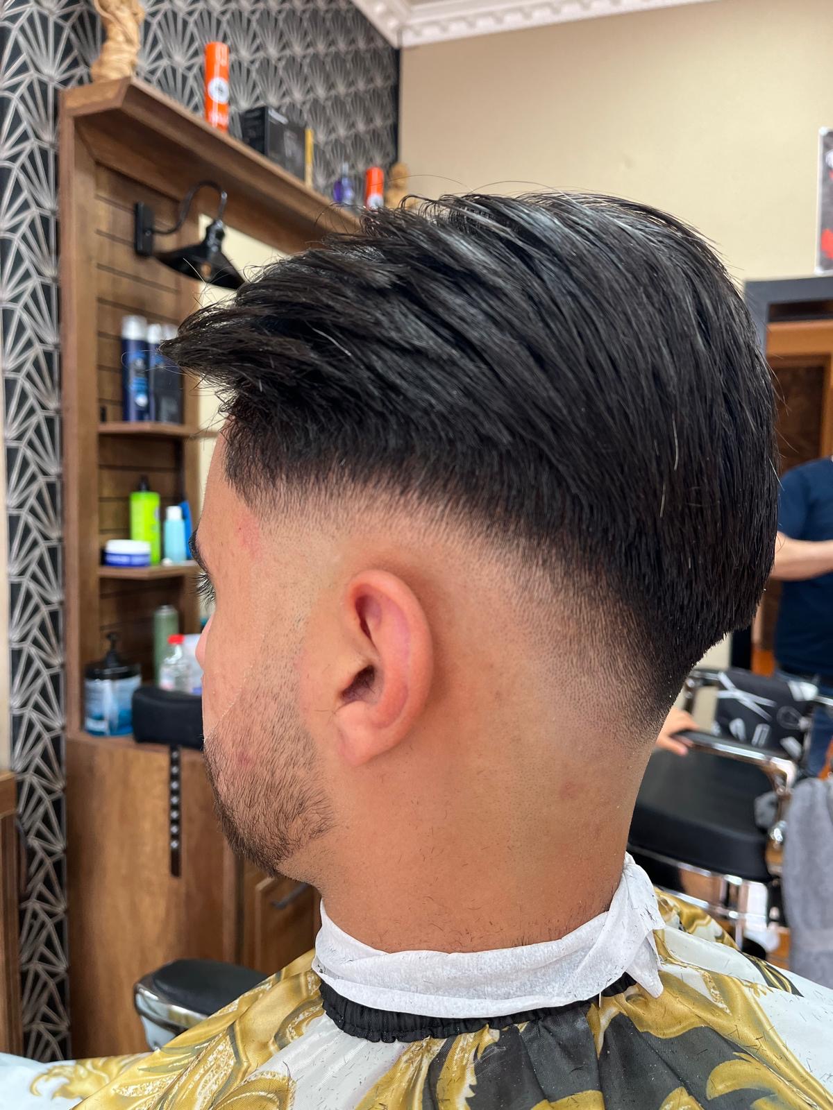 Fertiger Haarschnitt im Barber Hogo — sauberer Fade